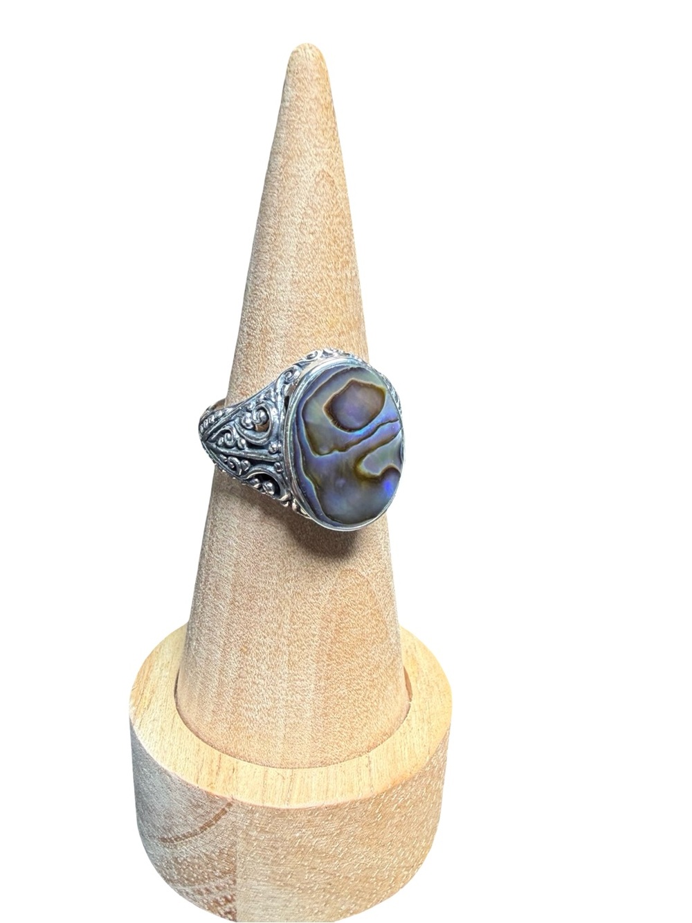 Samuel B. Abalone Ring in Iridescent Green and Blue